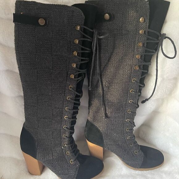 Mukluks dark gray textile & black leather suede trim lace up knee high boots SZ9 - Picture 1 of 10